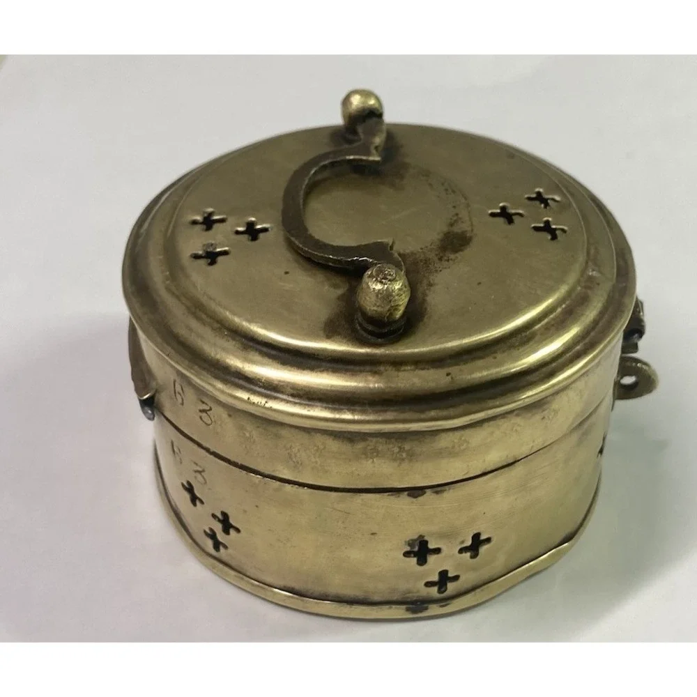 Rare Antique Hand Made Solid Brass Cricket‎ Trinket Box Needs Polishing 3
